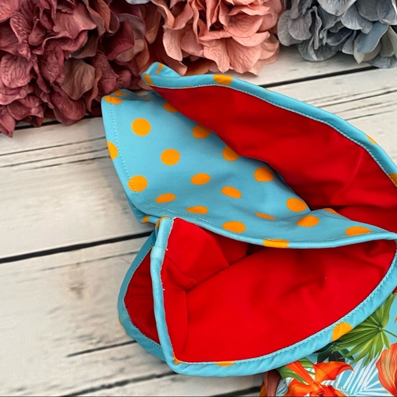 Retro Ruffled One Sleeve Tropical Bandeau High Waist Bikini - Picture 10 of 16